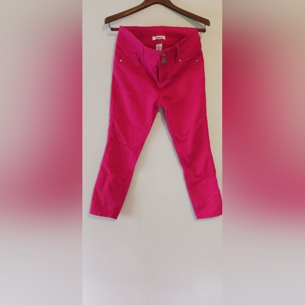 Ladies D jeans